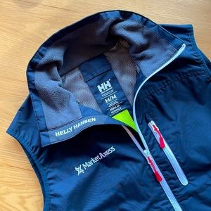 Men’s Medium Helly Hansen Lightweight Waterproof Crew Vest in Navy